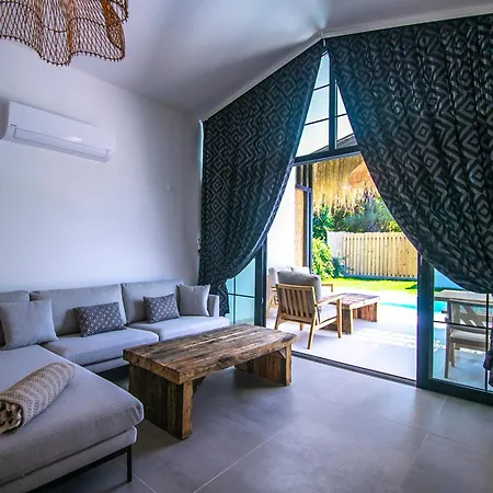 Region Random Villas By Lookbookholiday Вилла *