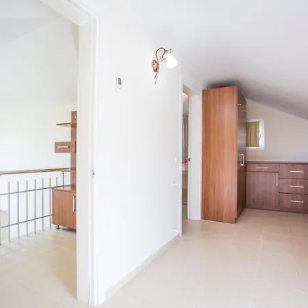 Вилла Region Random Villas By Lookbookholiday Олудениз